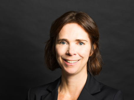 image of Erin Hitchens, barrister